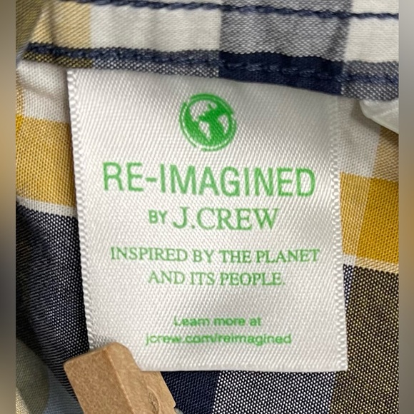 J. Crew Plaid Flex Washed Slim Button Down Size L Chest is 45 in Length 31.5 in - Picture 6 of 8
